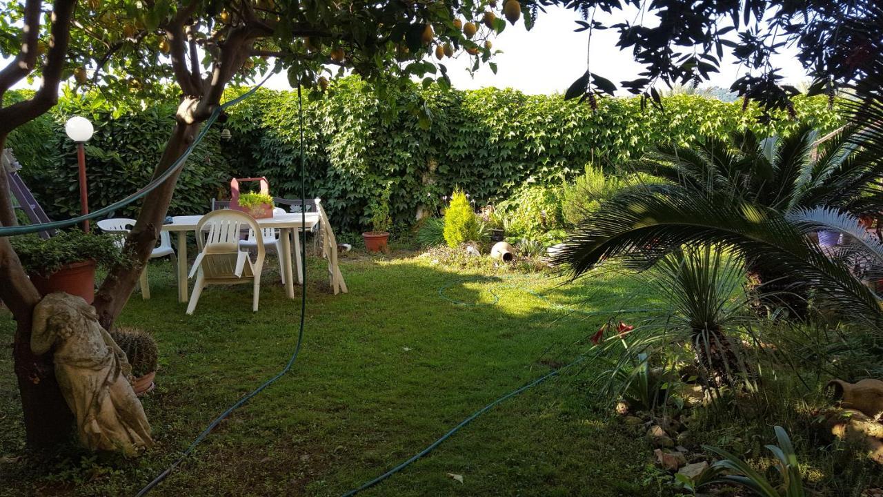 Villa Spina Napels Buitenkant foto